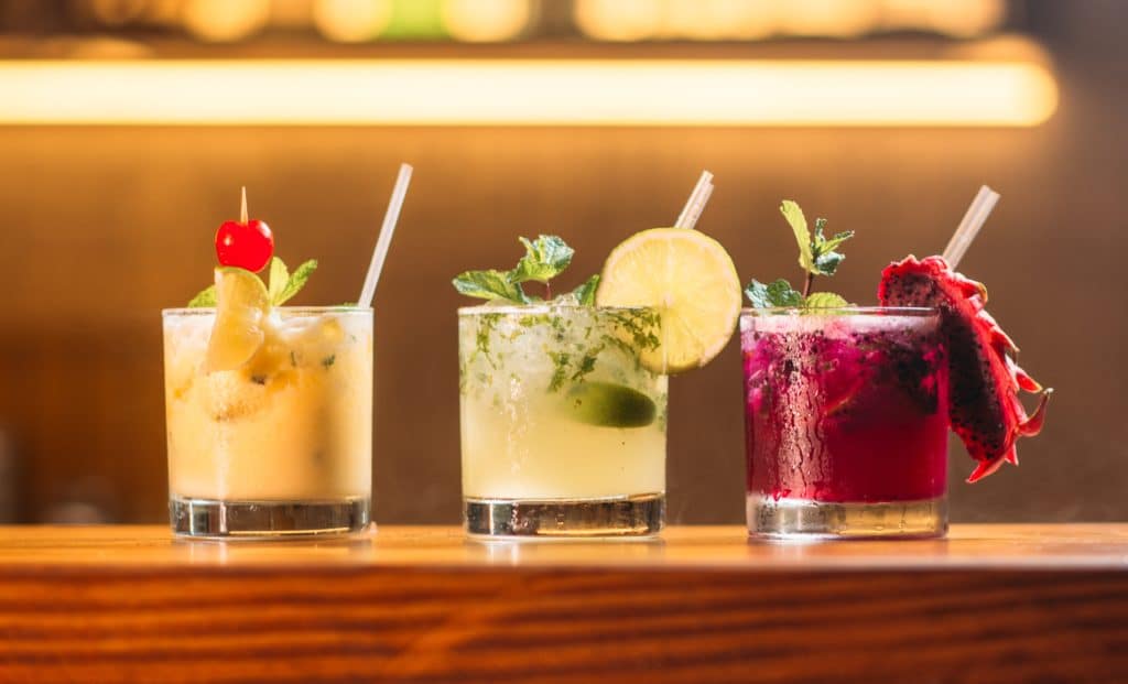 3 Drinks in einer Bar, Informationen, um RSA in Australien durchzuziehen