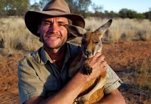 Kangaroo Dundee – The Man Saving Orphaned Joeys in the Outback